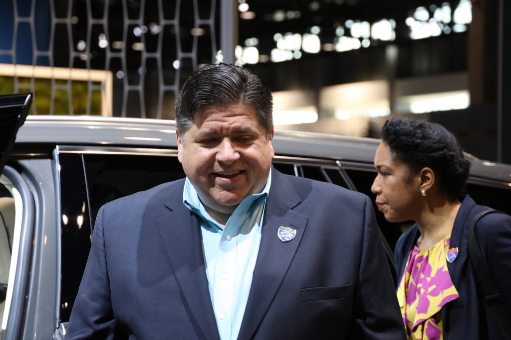 Trump Threatens Chicago: Pritzker Fires Back With Sharp Remark About Weight